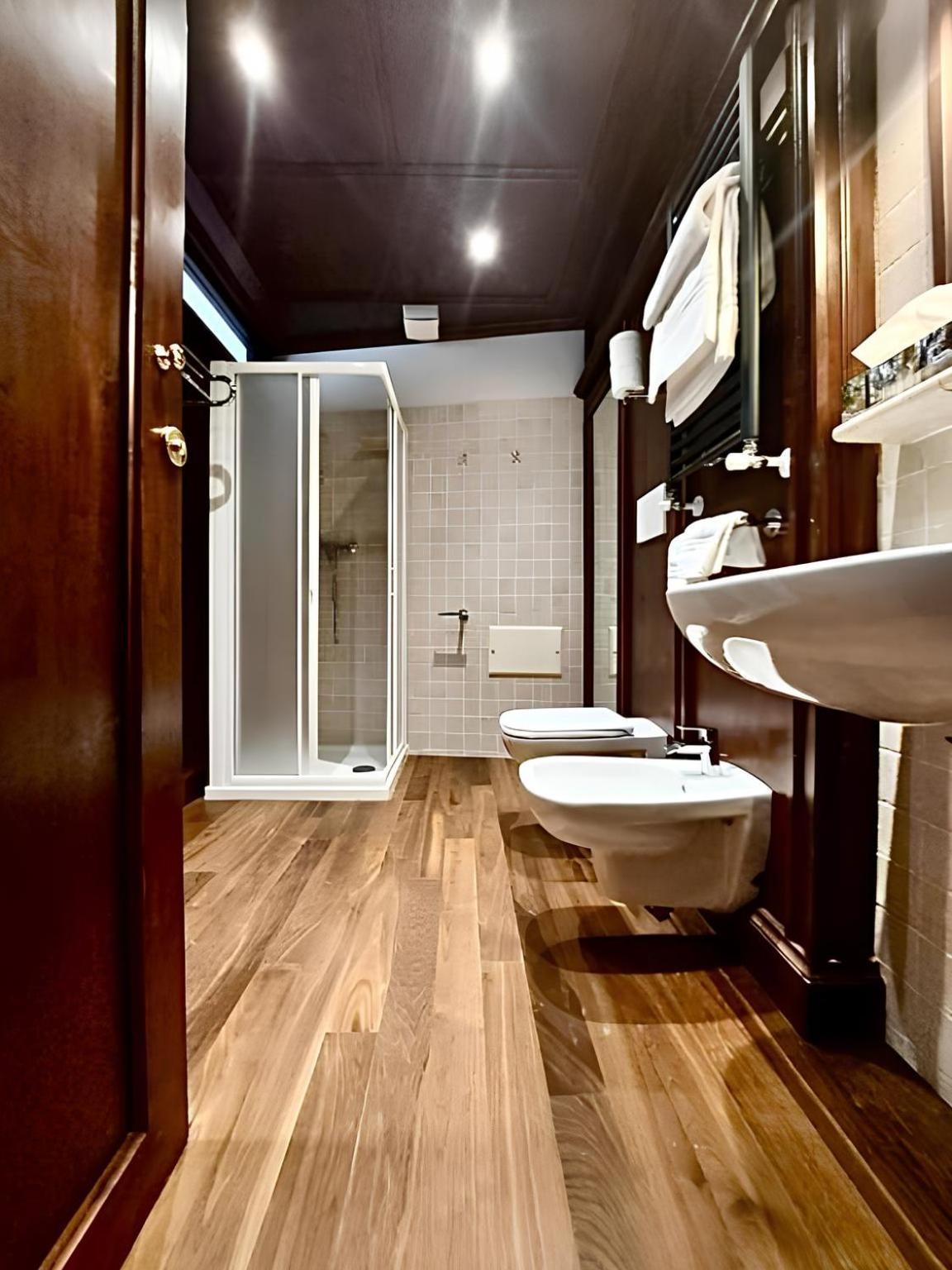 Elle Palace - Simply Elegant Verona Exterior photo